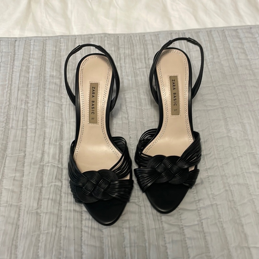 Zara black heeled sandals